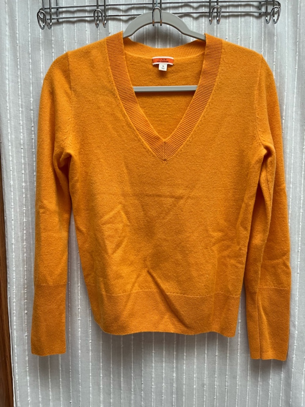 J crew 100% Cashmere Women’s V-Neck Sweater Size S